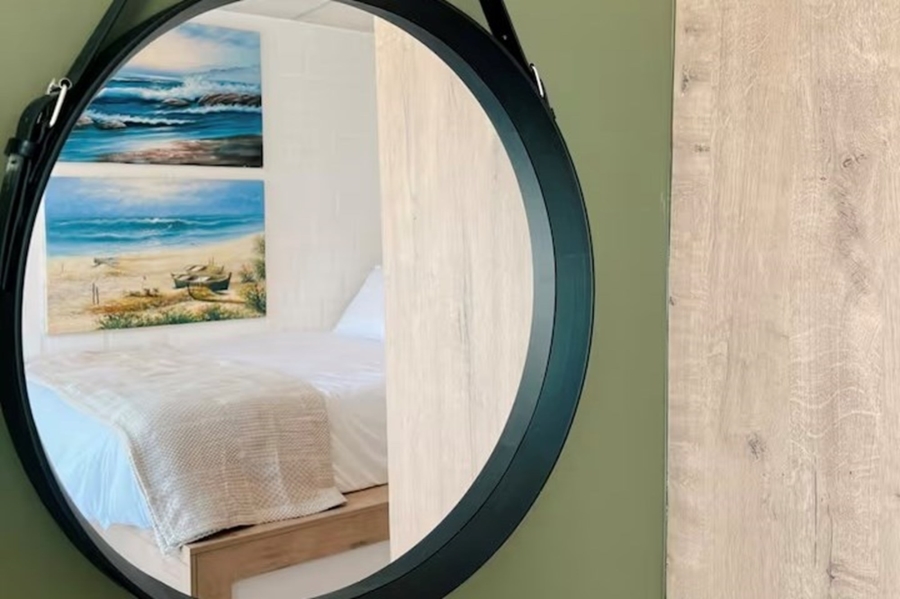 1 Bedroom Property for Sale in Sea Point Western Cape